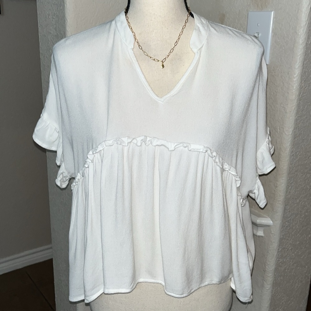Shein white deep plunge crop ruffle oversized top Size M